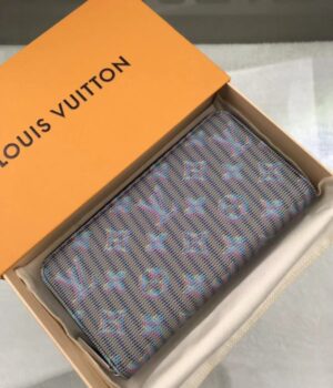 LV WALLET