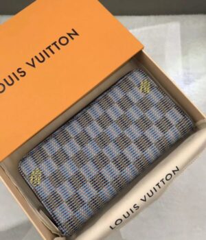 LV WALLET