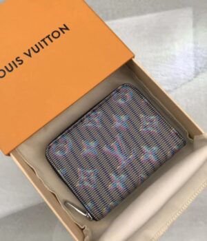 LV WALLET