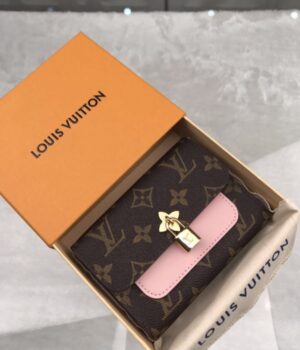 LV WALLET