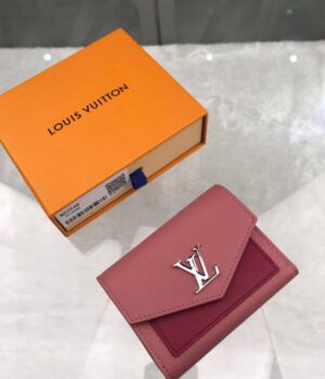 LV WALLET