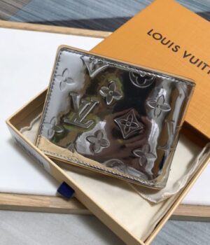 LV WALLET