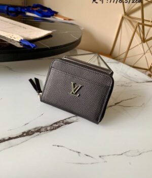LV WALLET