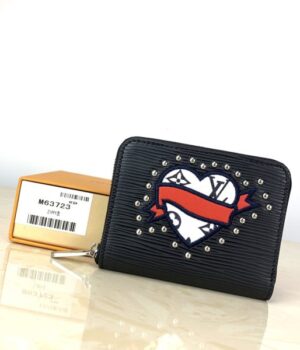 LV WALLET