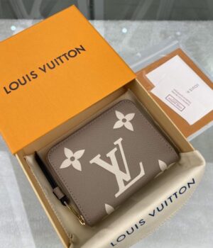 LV WALLET