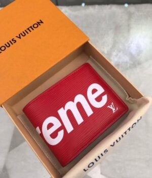 LV WALLET