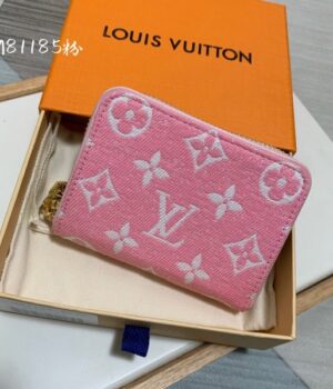 LV WALLET