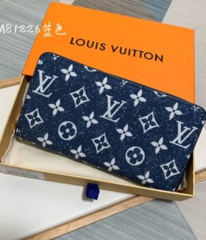 LV WALLET