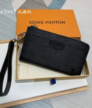 LV WALLET