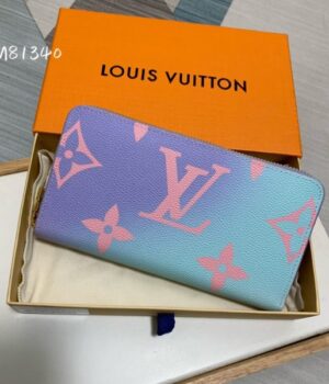 LV WALLET