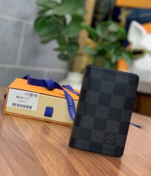 LV WALLET