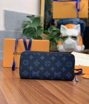 LV WALLET