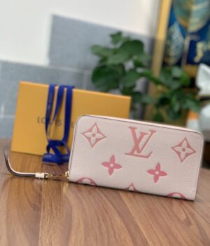 LV WALLET