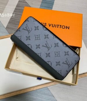 LV WALLET