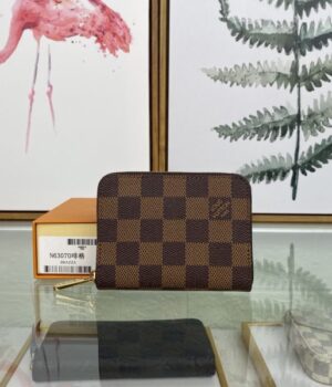 LV WALLET