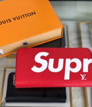 LV WALLET