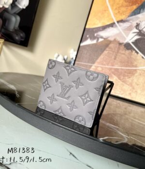 LV WALLET