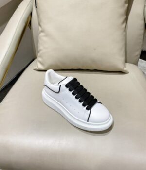 McQUEEN SNEAKER