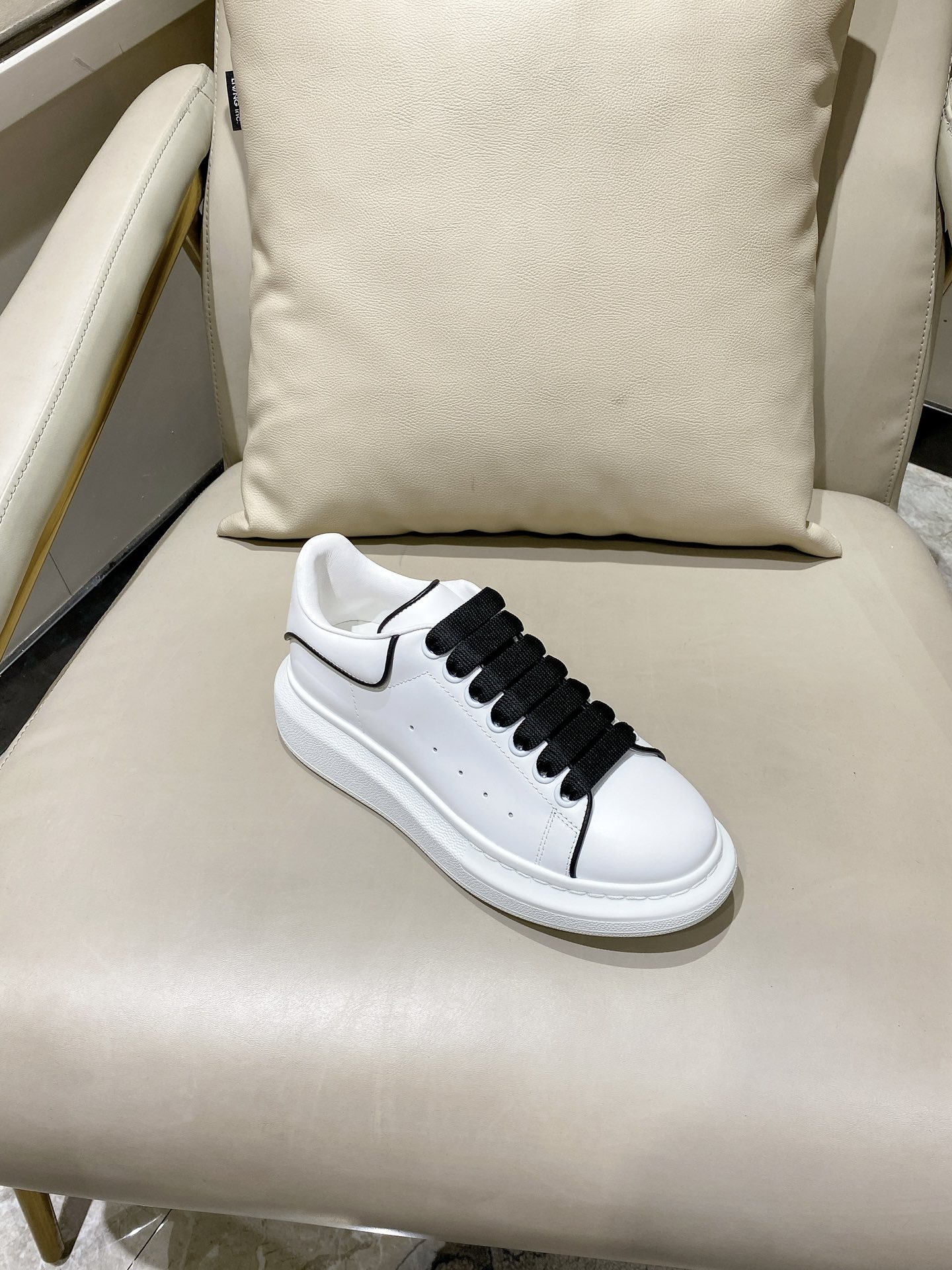 McQUEEN SNEAKER - Image 2