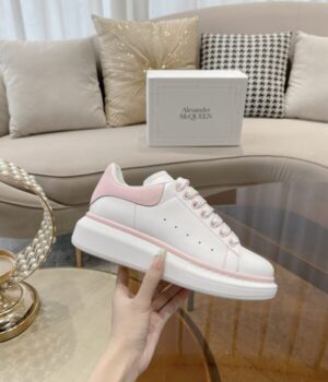 McQUEEN SNEAKER