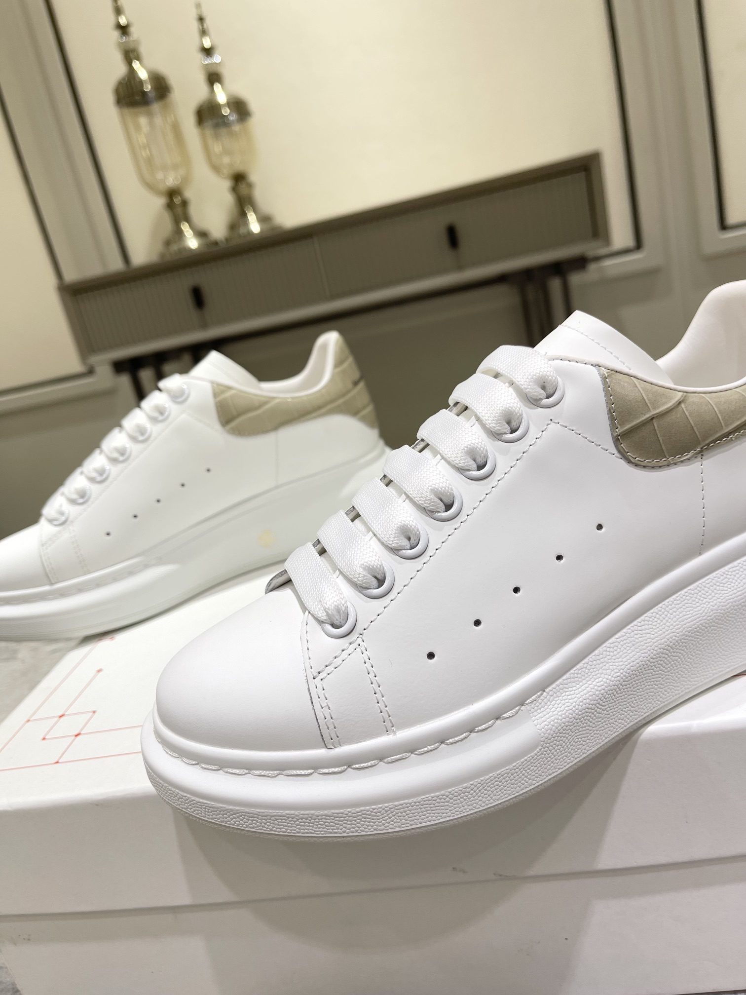McQUEEN SNEAKER - Image 7