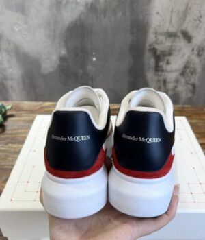 McQUEEN SNEAKER