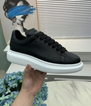 McQUEEN SNEAKER