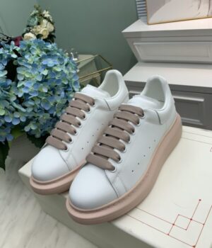 McQUEEN SNEAKER