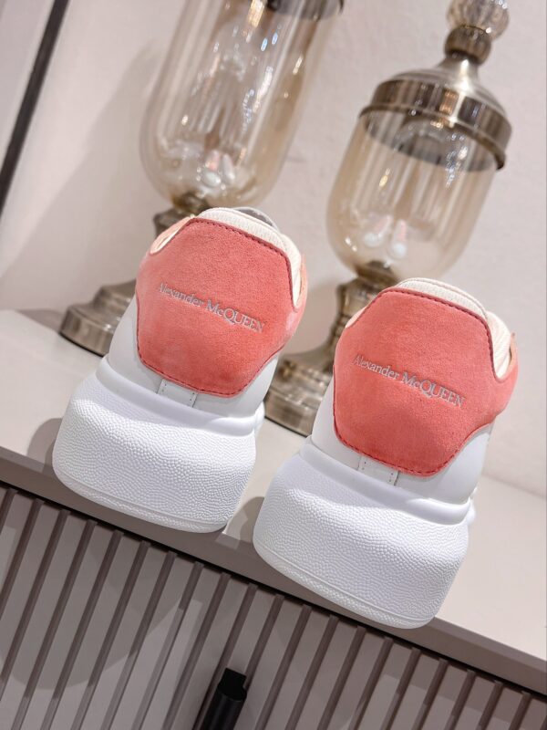 McQUEEN SNEAKER