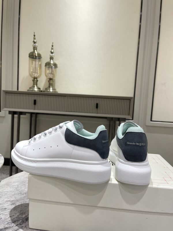 McQUEEN SNEAKER