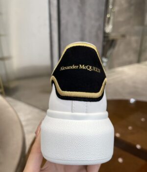 McQUEEN SNEAKER