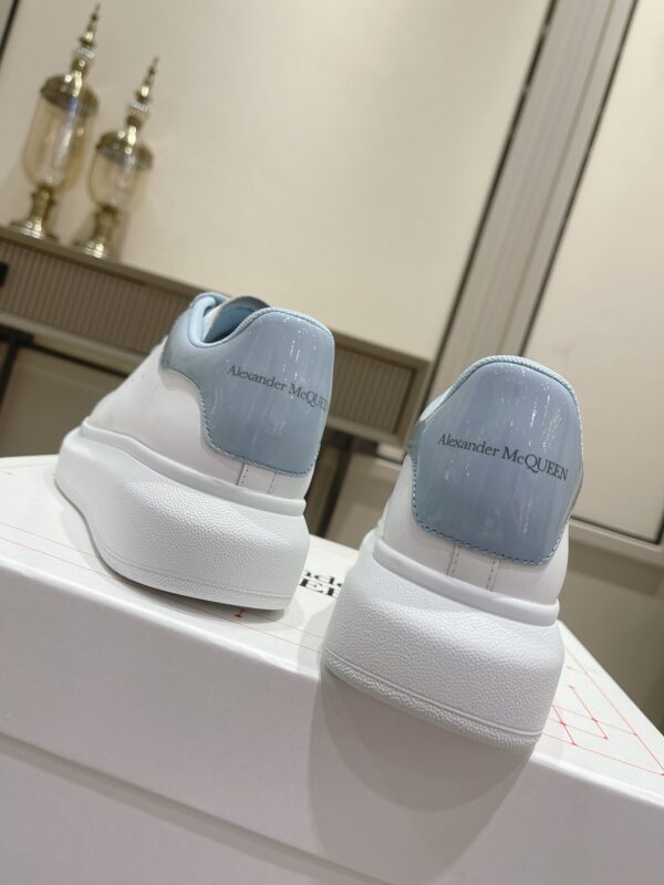 McQUEEN SNEAKER