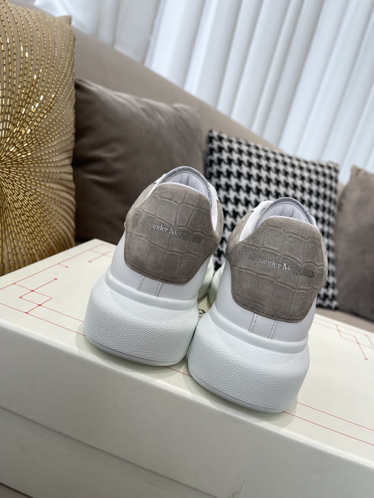 McQUEEN SNEAKER - Image 2