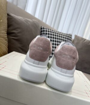 McQUEEN SNEAKER