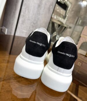 McQUEEN SNEAKER