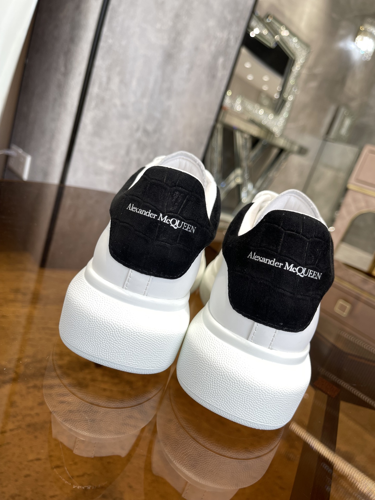 McQUEEN SNEAKER - Image 2