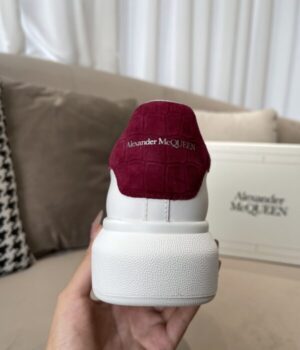 McQUEEN SNEAKER