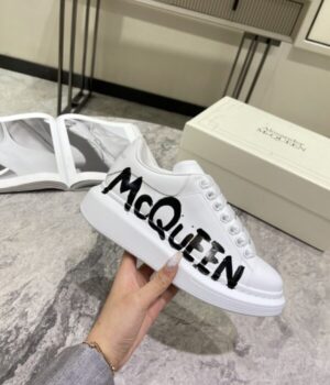 McQUEEN SNEAKER