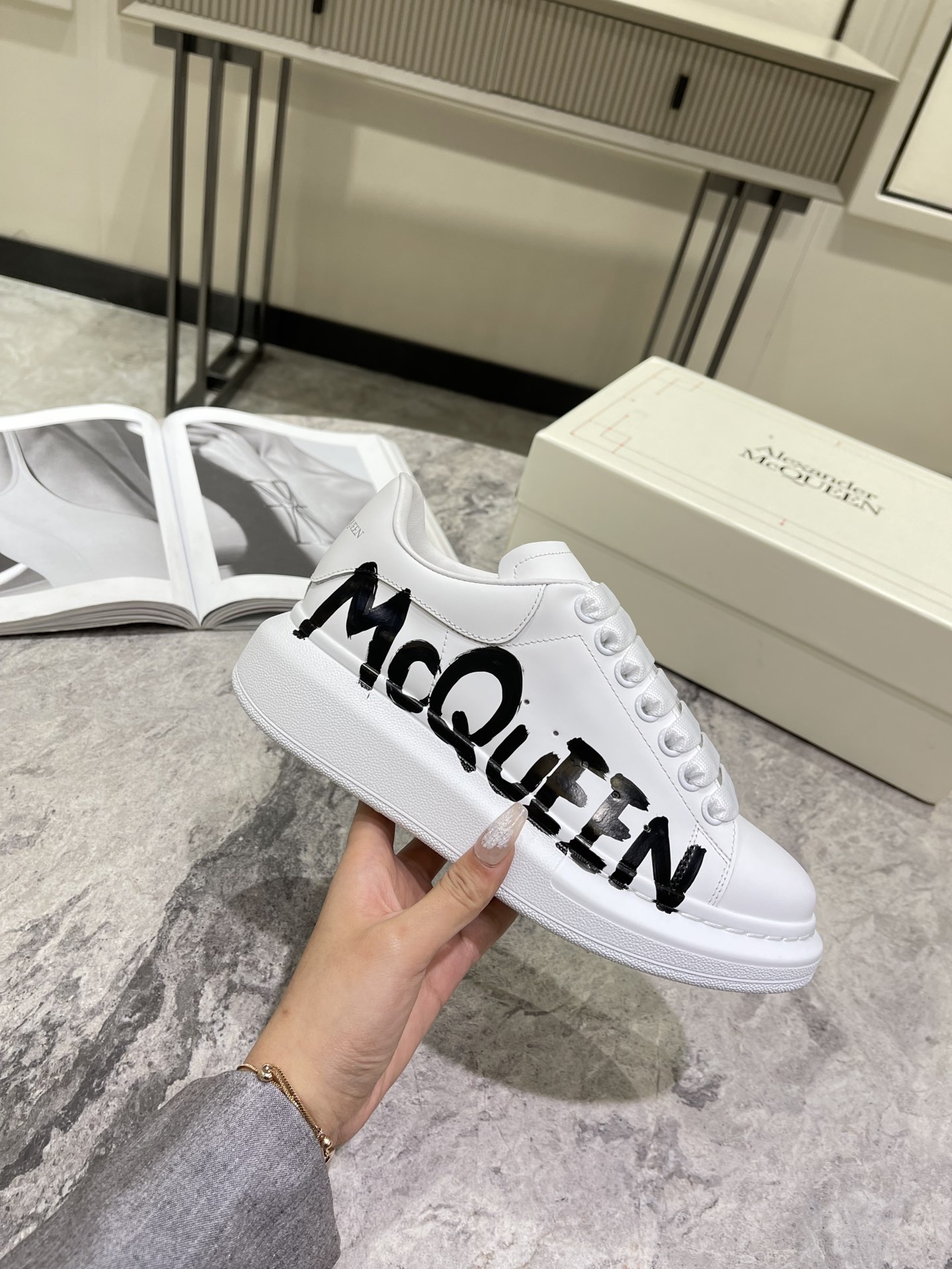McQUEEN SNEAKER - Image 2
