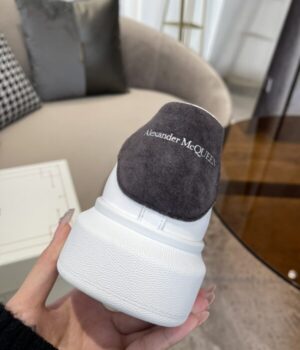 McQUEEN SNEAKER