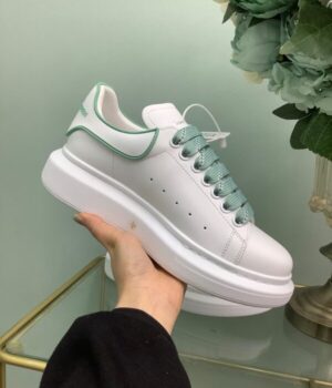 McQUEEN SNEAKER