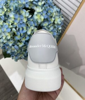 McQUEEN SNEAKER