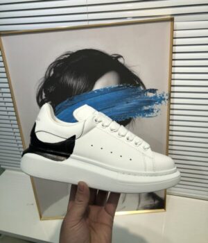McQUEEN SNEAKER