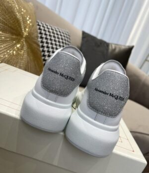 McQUEEN SNEAKER
