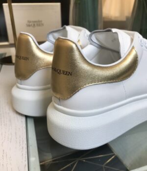McQUEEN SNEAKER