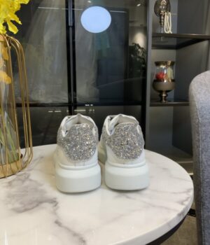 McQUEEN SNEAKER