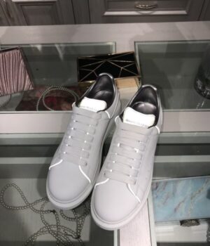 McQUEEN SNEAKER