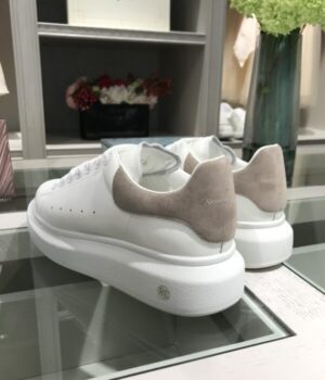 McQUEEN SNEAKER