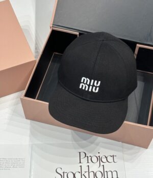 MIU MIU CAP