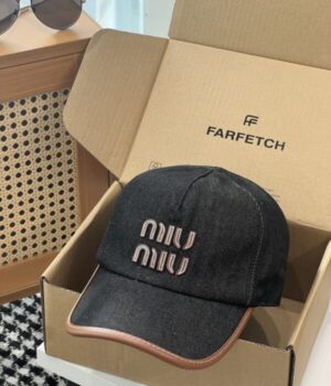 MIU MIU CAP